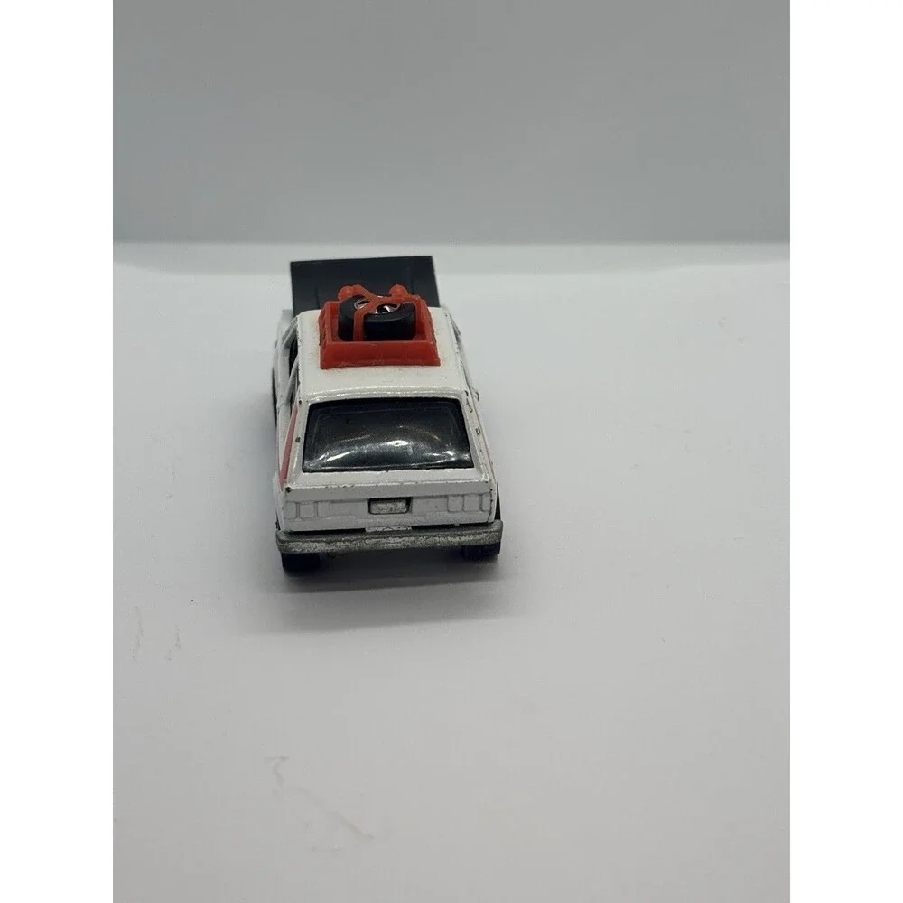 VW Rabbit Hot Wheels 'Hare Splitter' White Blackwall 1978, 1:64 Scale Rally